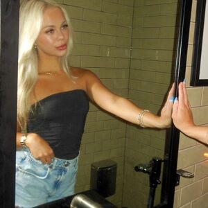 Meet your Posher, Brooke